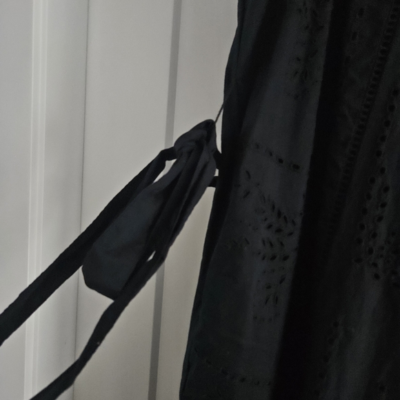 GAP Black Sleeveless Eyelet Midi Dress 100% Cotton - Small Petite - Picture 4 of 6